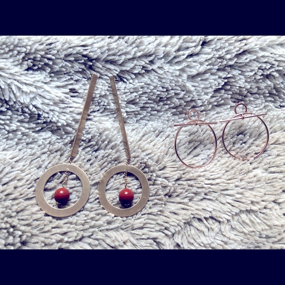 Bundle of earrings